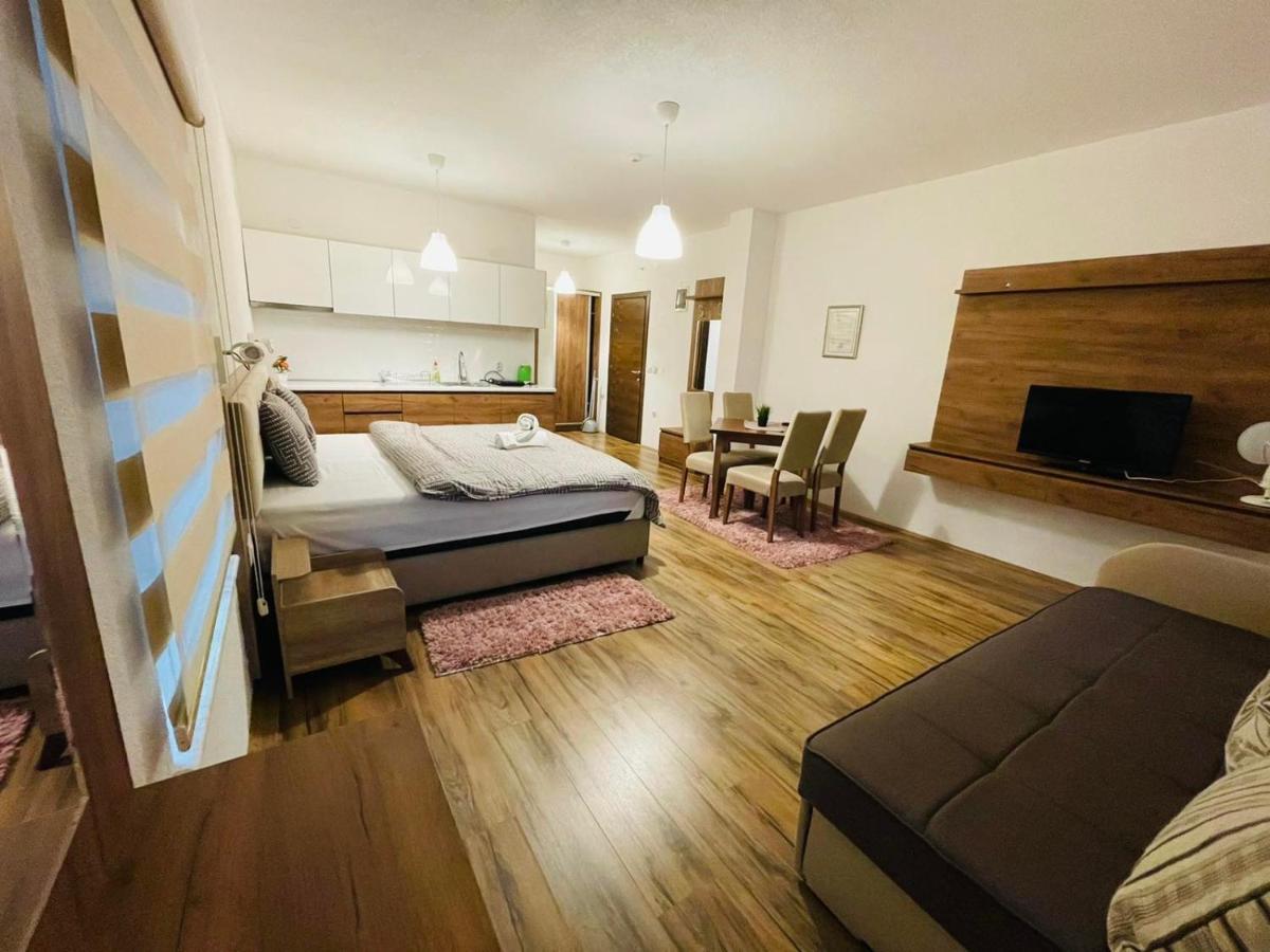 Fuk-Tak Apartmani&Restoran Dojran エクステリア 写真