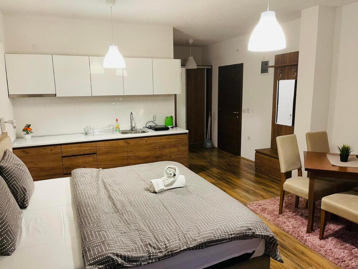 Fuk-Tak Apartmani&Restoran Dojran エクステリア 写真