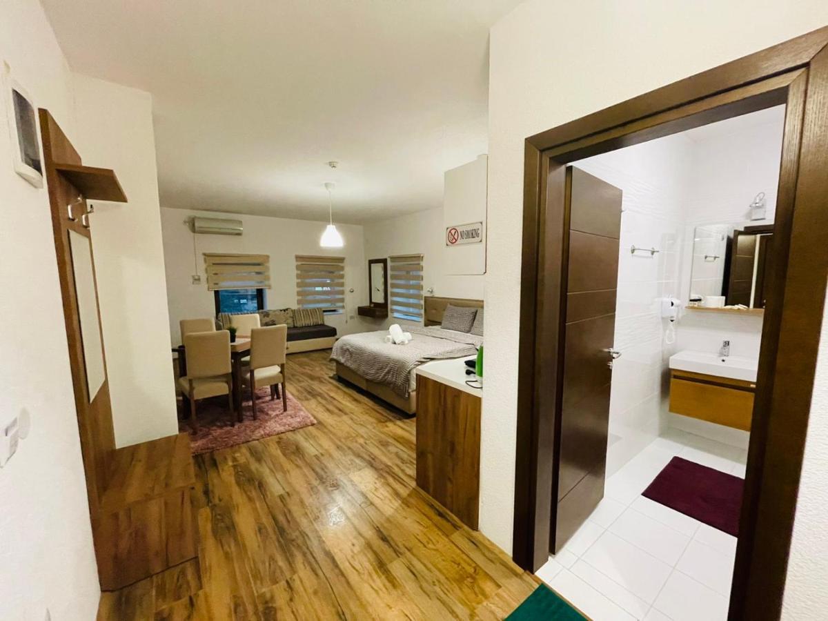 Fuk-Tak Apartmani&Restoran Dojran エクステリア 写真