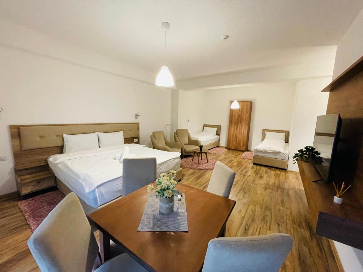 Fuk-Tak Apartmani&Restoran Dojran エクステリア 写真
