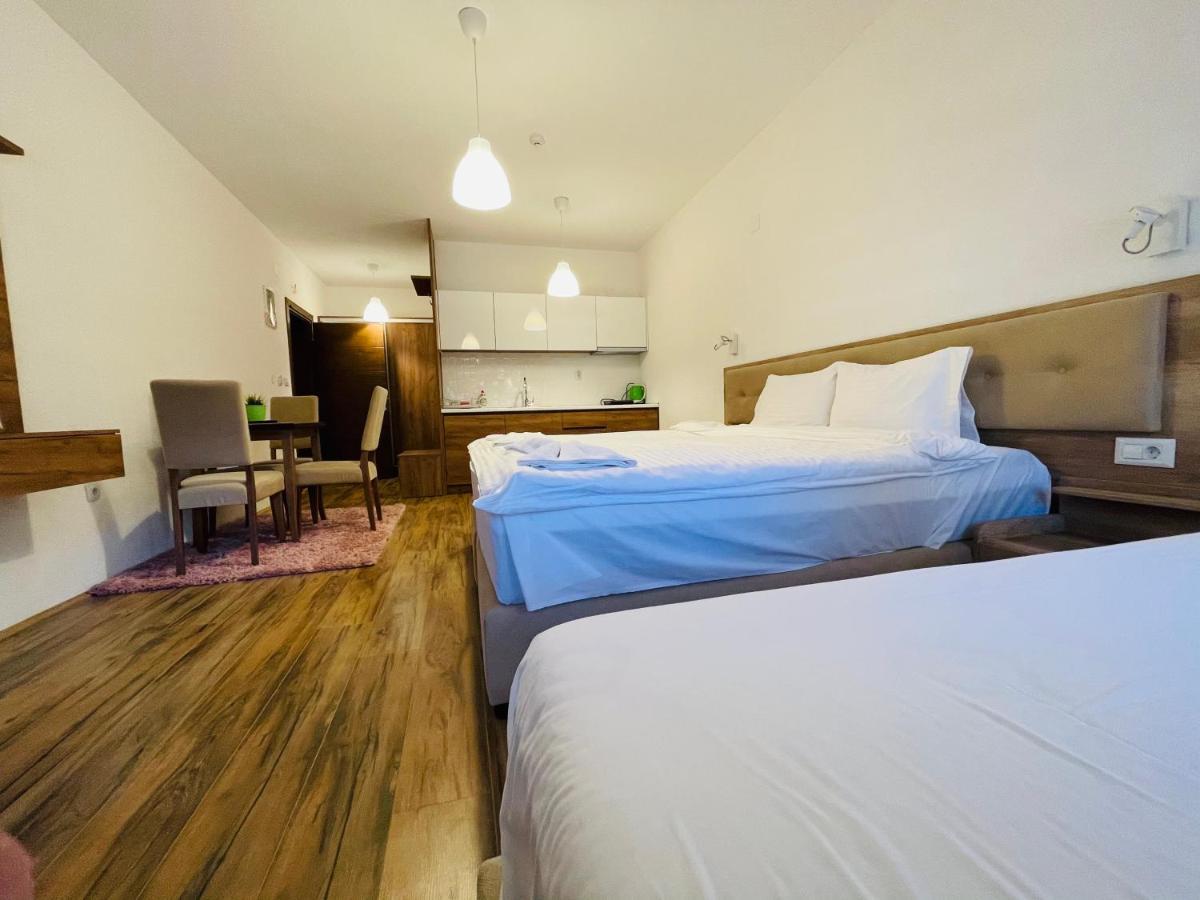 Fuk-Tak Apartmani&Restoran Dojran エクステリア 写真