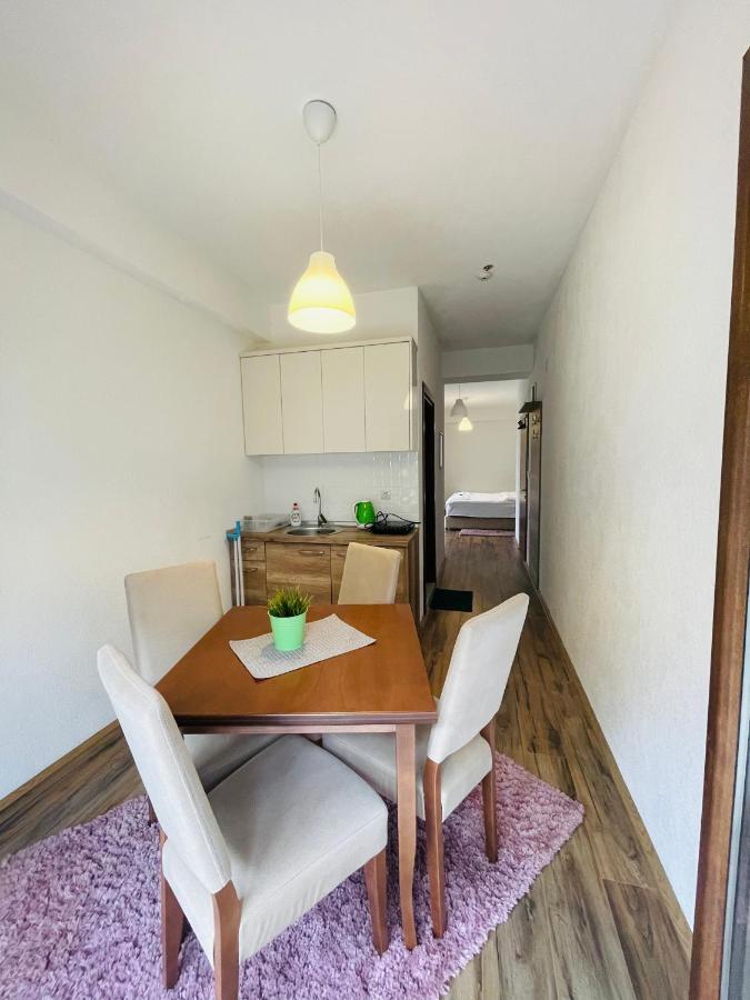 Fuk-Tak Apartmani&Restoran Dojran エクステリア 写真