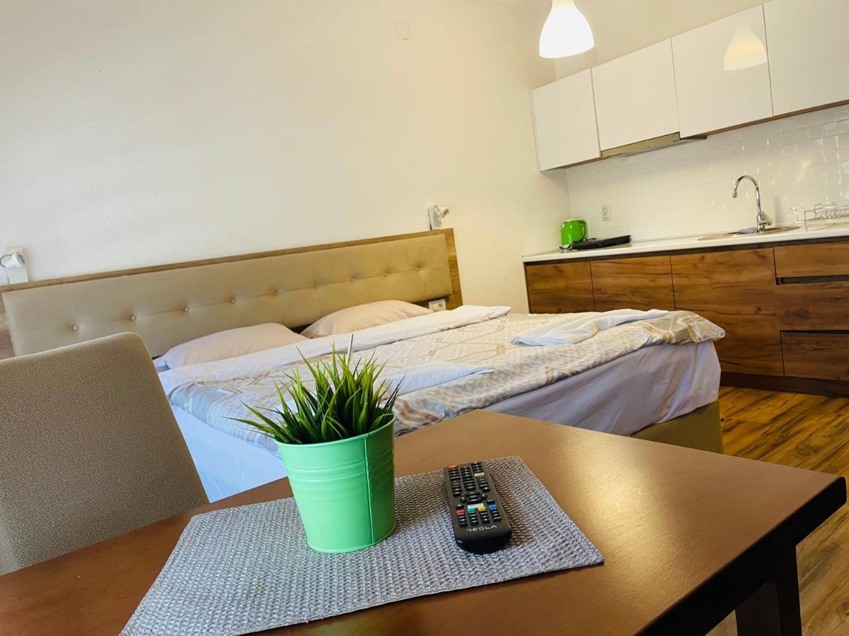 Fuk-Tak Apartmani&Restoran Dojran エクステリア 写真