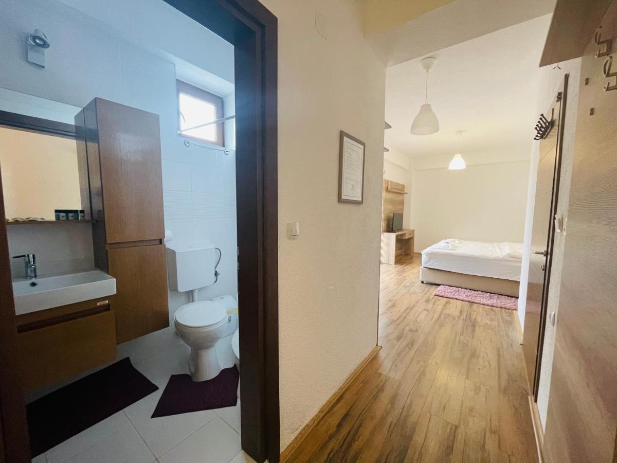 Fuk-Tak Apartmani&Restoran Dojran エクステリア 写真